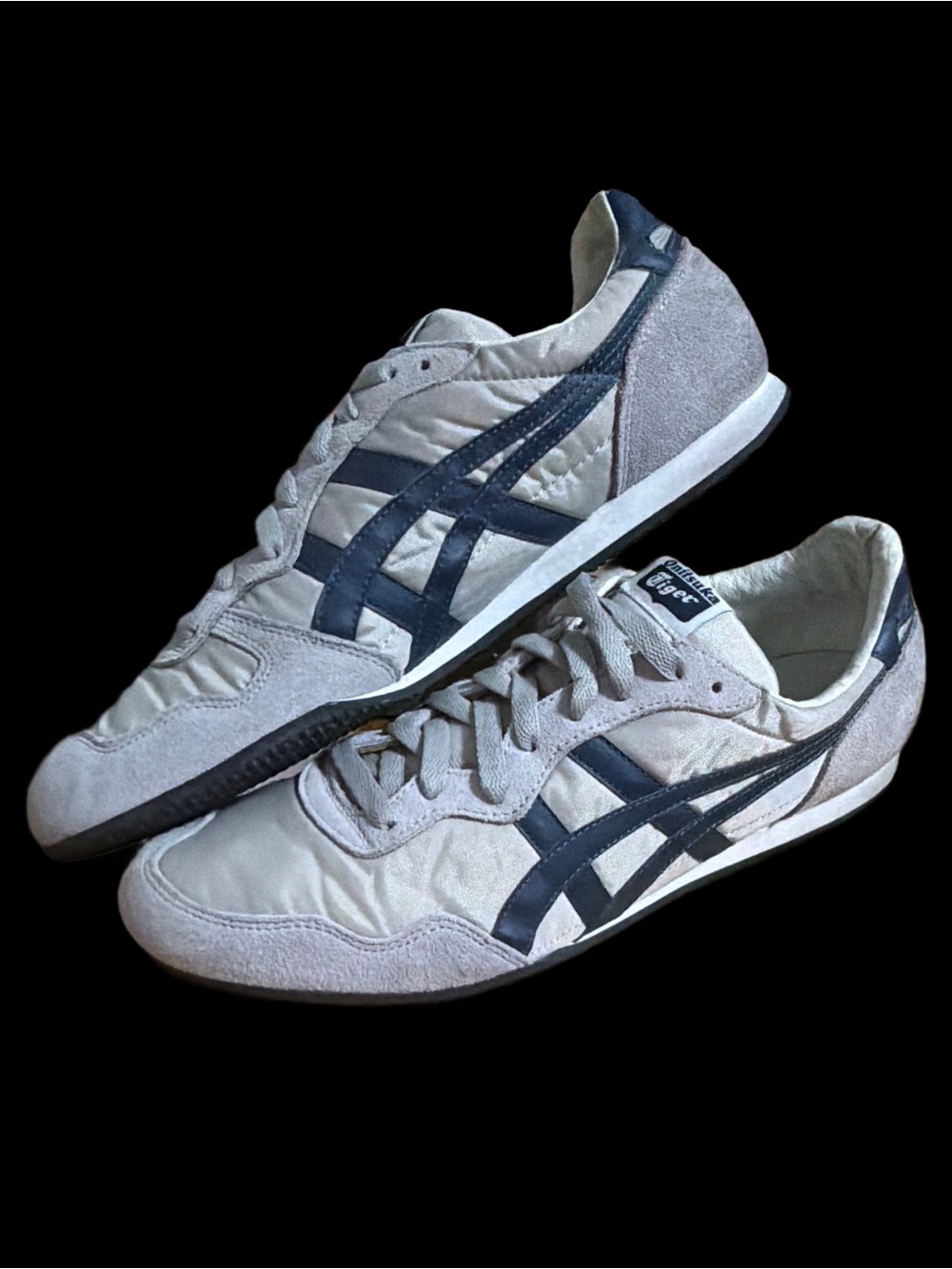 Onitsuka Tiger Serrano by Asics Men's size 11 Sneaker Birch / Peacoat